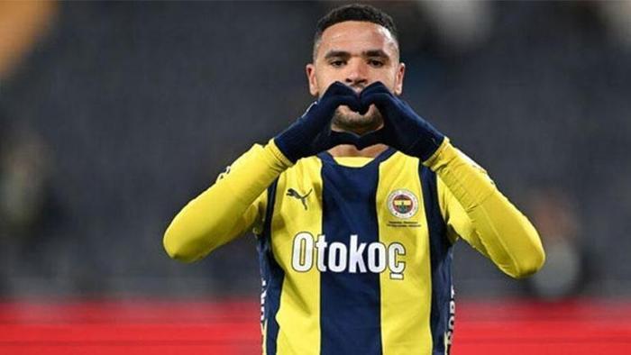Fenerbahçede En Nesyri düğümü Eski takımı devreye girdi ortalık karıştı: Menajeri İstanbulda