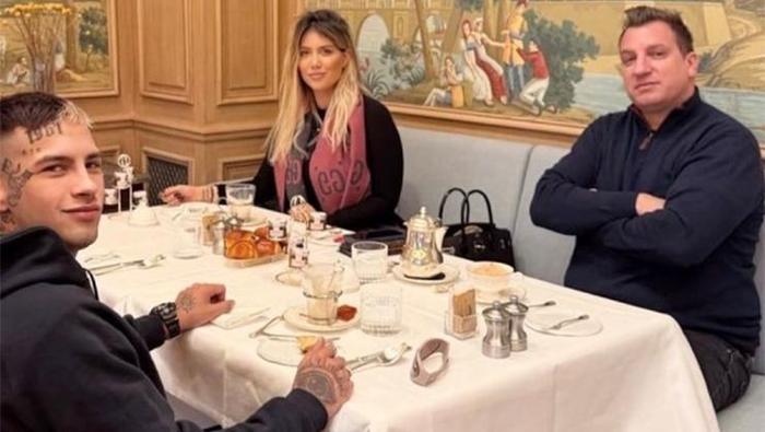 Wanda Nara yine ortalığı karıştırdı Eski eşi ve eski sevgilisinin yanında Icardiye taktığı lakabı açıkladı