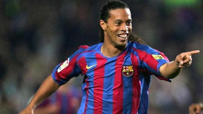 FUTBOL TARİHİNDE SADECE RONALDİNHO BAŞARDI