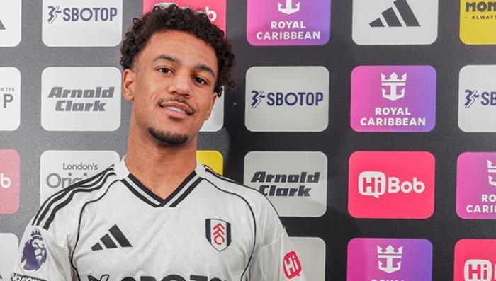 Oscar Bobb (Sağ Kanat) Manchester City --> Fulham