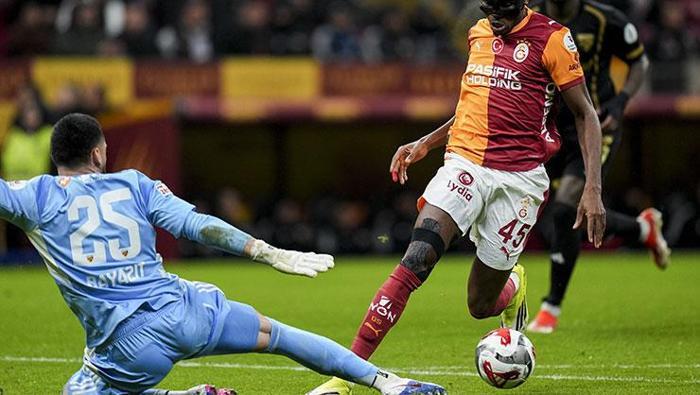 GALATASARAYIN PENALTI KAZANDIĞI POZİSYON