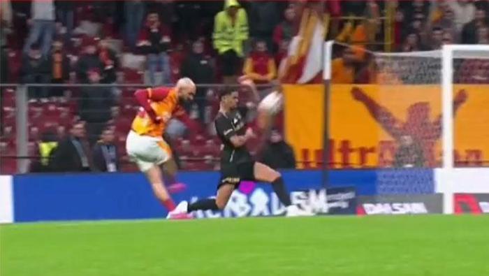 GALATASARAYIN 2. KAZANDIĞI PENALTI