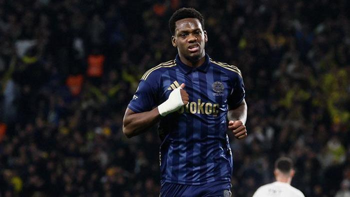 Fenerbahçenin yıldızı İstanbuldan ayrıldı, transfer oluyor Bonservisi 35 milyon euro