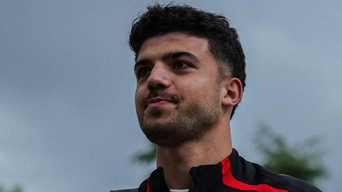 Eyüp Aydın (Orta Saha) Galatasaray --> Kasımpaşa