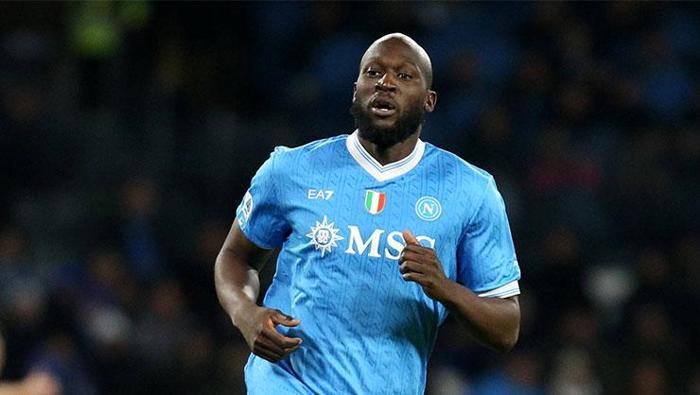 SONUÇ ÇIKMADI
Haberin detaylarında ise sarı-lacivertlilerin, Sidiki Cherif'i kadrosuna kattıktan sonra Romelu Lukaku transferini rafa kaldırdığı belirtildi.