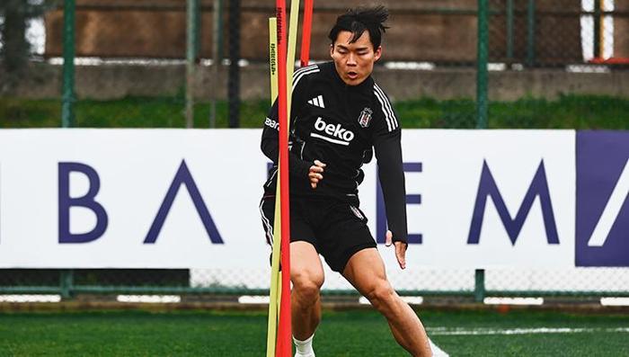 Hyeon-gyu Oh (Forvet) Genk -->Beşiktaş