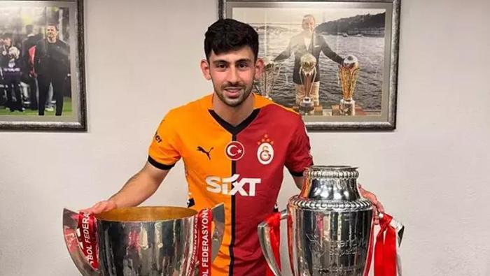 BİR AYRILIK DAHA
Devre arasında 5 transfer yapan Sarı-Kırmızılılar'da Yusuf Demir ve Berkan Kutlu'nun ardından sürpriz bir ayrılık daha yaşandı.