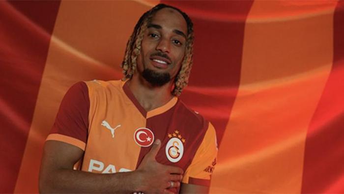 G.Saray’daki çıkışı ile 2024’te 30 milyon avro bonservis bedeli ile giden ve kulüp tarihine geçen Sacha Boey, yeniden sarı kırmızılı formayı giymenin heyecanı içerisinde. B. Münih’te 15 maçta süre alan Boey’den özellikle de Juventus maçlarında beklenti yüksek.