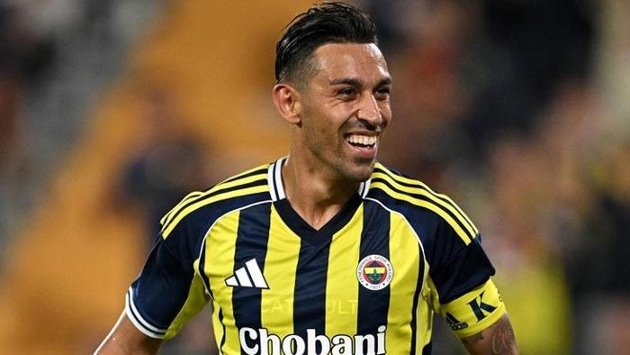 İRFAN CAN KAHVECİ
Fenerbahçe Kulübü, milli futbolcu İrfan Can Kahveci'yi Kasımpaşa'ya kiraladığını açıkladı. Kulüpten yapılan açıklamada, 