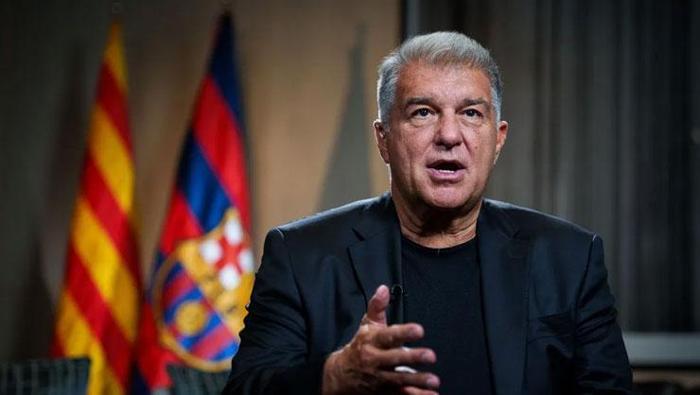 Barcelona'da yapılacak olan seçimler için Laporta istifasını sundu!