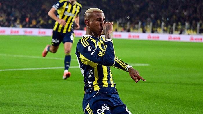 TRANSFERİ RAFA KALKTI
Bolavip'te yer alan habere göre Brezilya Ligi ekiplerinden Flamengo, Anderson Talisca'nın sözleşmesinin bitmesinin ardından yıldız ismi kadrosuna katmak için teklif yapmaya hazırlanıyordu. Haberin detaylarında ise Brezilyalı yıldızın sözleşmesini uzatmasının ardından Flamengo'nun büyük bir hayal kırıklığına uğradığı ve transferin şu anlık rafa kaldırıldığı belirtildi.