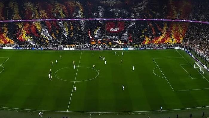 AL-ITTIHAD, EVİNDE FARKA GİTTİ
Suudi Pro Lig kulübü Al-Ittihad, Asya AFC Şampiyonlar Ligi 7. hafta mücadelesinde Katar temsilcisi Al Gharrafa'yı konuk etti. Sergio Conceiçao'nun takımı, rakibini 7-0 mağlup etti.