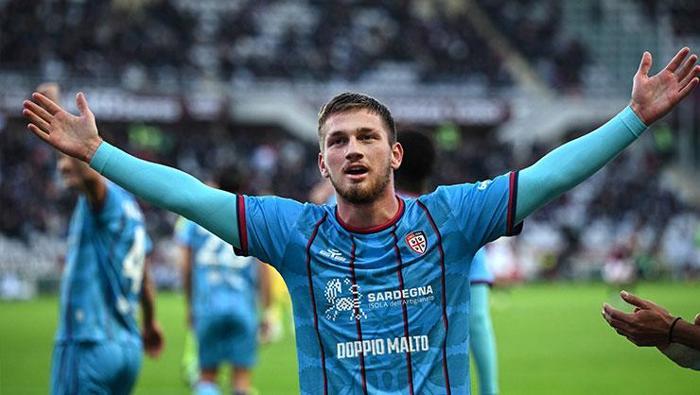 KULÜP TARİHİNE GEÇEBİLİR