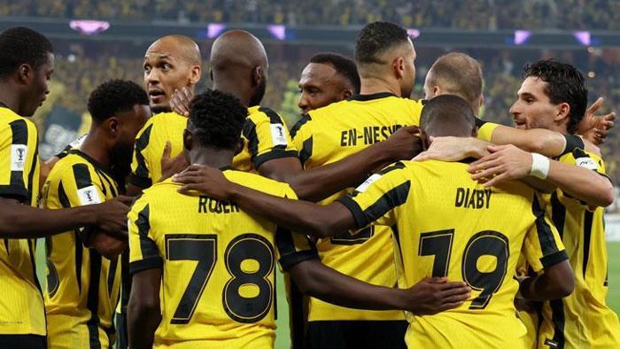 'BENZEMA'YI UNUTTURDU'
Haberde Faslı golcü için 