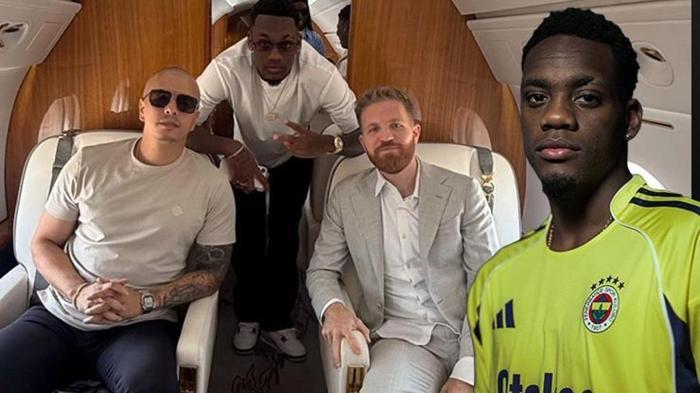 'DEVİN ÖZEK, DURAN'LA AYNI APARTMANDA KALDI
Duran, şu anda ikinci kez başka bir takıma kiralık olarak gönderilen Al Nassr oyuncusu olmaya devam ediyor. 22 yaşındaki oyuncunun Türkiye'de bir yıl geçirmesi bekleniyordu, ancak kış transfer dönemi, forvet oyuncusunun inişli çıkışlı kariyerini yansıttı. Fenerbahçe, Duran'ı transfer etmeden önce onun dengesiz mizacını biliyordu. Ona yardımcı olmak için önlemler aldılar; örneğin, forvet oyuncusunun sportif direktör Devin Özek ile aynı apartmanda kalması ve Özek'in onu gözetim altında tutması gibi.