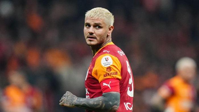 PERFORMANSI
Bu sezon Galatasaray formasıyla 32 resmi maça çıkan Mauro Icardi bu karşılaşmalarda 12 gol ve 2 asistlik skor katkısı sağladı.