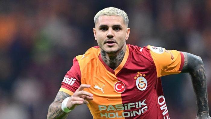 TEKLİF YAPILACAK
Haberin detaylarında Juventus'un, Parma Mateo Pellegrino'yu transfer edememesi durumunda Arjantinli yıldız oyuncuya yüklü bir teklif yapılacağı belirtildi.