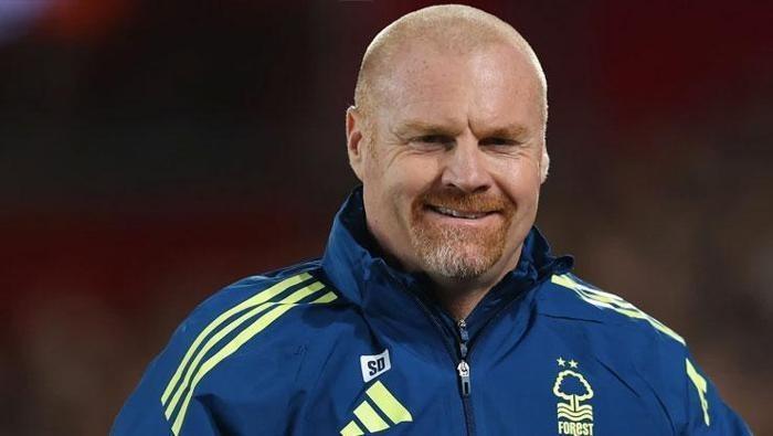 GECE YARISI KOVULDU
Nottingham Forest, Wolverhampton beraberliğinin ardından gece yarısı çarpıcı bir karar aldı. İngiliz kulübü, teknik direktör Sean Dyche'ın görevine son verdi.