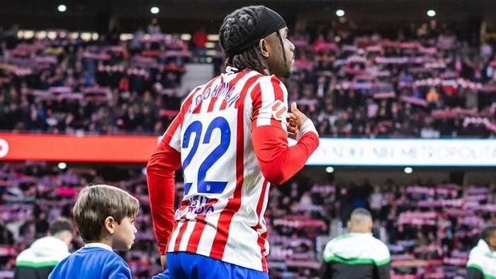 1 GOL 1 ASİST
14'te Griezmann, farkı ikiye çıkardı. 33'te Lookman, skoru 3-0'a getirdi. 45+2'de Alvarez farkı dörde çıkarırken bu golün asistini Ademola Lookman yaptı ve yıldız futbolcu böylelikle maçı 1 gol 1 asistle tamamladı.