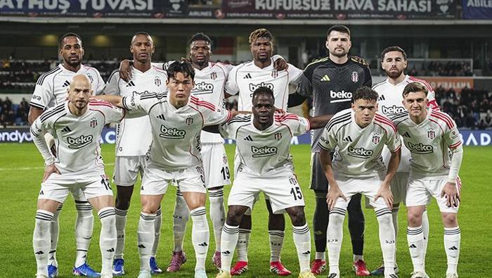 'PAS ATAMAZ DURUMDA'
Cem Dizdar: 