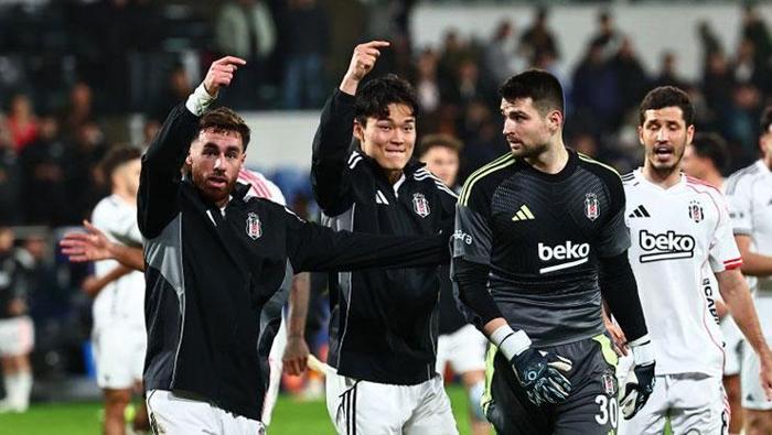 'YATIP KALKIP DUA ETSİNLER'
Cem Dizdar: 