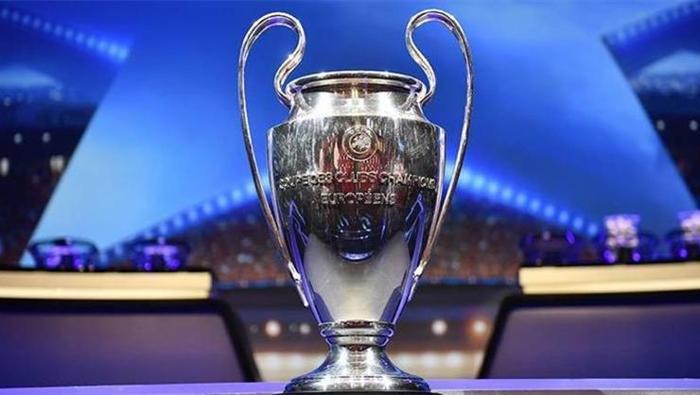 İtalyan muhabir hafta sonu alınan 3-2'lik Inter mağlubiyeti sonrası Juventus'un yaralarını sarmak adına cesur olacağının altını çizdi. İşte söyleşiden bazı satır başları...