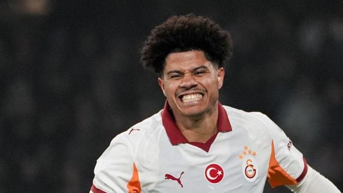 'EN İYİ DÖNEMİMİ YAŞIYORUM'
Globo'ya açıklamalarda bulunan ve kariyerinin en iyi dönemini geçirdiğini söyleyen Brezilyalı yıldız,