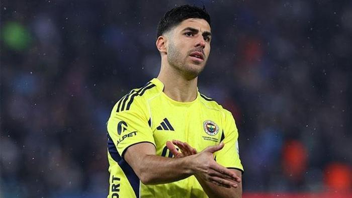 MARCO ASENSIO ŞOV
Geçtiğimiz yaz Fransa Ligue 1 kulübü Paris Saint-Germain'den 7.5 milyon euro bonservisle Fenerbahçe'ye katılan Marco Asensio, sarı-lacivertli formayla adeta şov yapıyor.