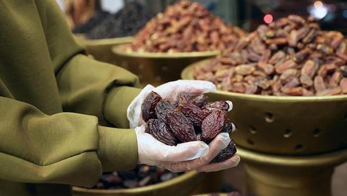 İzmir İftar Saati 2026 | İzmirde oruç kaçta açılacak, akşam ezanı saat kaçta Diyanet Ramazan imsakiyesi