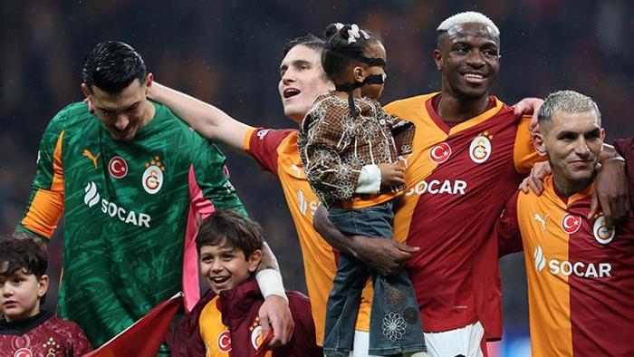 27 yaşındaki santrfor her ne kadar 90 dakikayı gol atamadan bitirse de önde yaptığı baskı, defans koşuları, kaptığı toplar, asisti, rakip savunma üzerindeki etkisiyle mükemmel bir performans sergiledi.