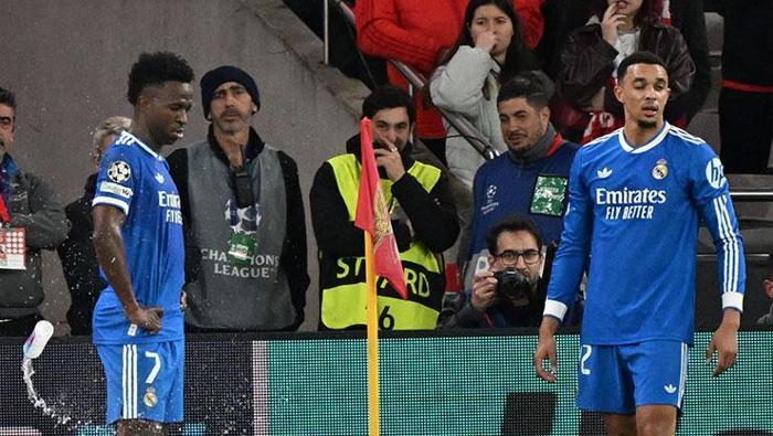 Jamie Carragher: Mourinho bunu söyleyecek son kişi