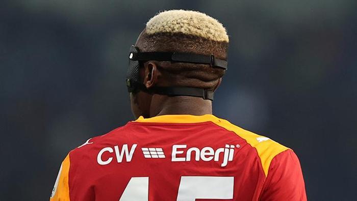 'BİR AŞK HİKAYESİ'
