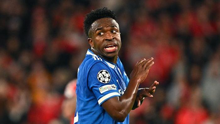 Vinicius Junior - Prestianni - Mourinho üçgeninde ırkçılık savaşı Thuram da dahil oldu: Siz kim oluyorsunuz