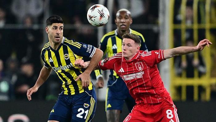 AVRUPA LİGİ'NDE SKOR KATKISI YOK
90 dakika sahada kalan Fenerbahçe’nin Matadoru, sadece 42 kez topla buluştu, 2 şutta 1 isabet sağladı, 1 kilit pas verebildi. Öte yandan Marco Asensio, Türkiye’deki müsabakalarda 22 maçta 12 gol, 9 asistlik müthiş bir katkı sağlamasına rağmen Avrupa Ligi’nde görev yaptığı 8 mücadelede sıfır çekti.