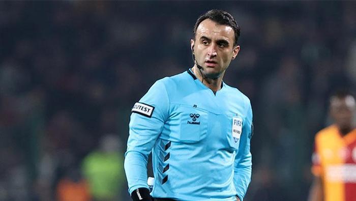 KARARLARI TARTIŞILDI
Trendyol Süper Lig'de Konyaspor ve Galatasaray arasında oynanan maçta düdük çalan hakem Atilla Karaoğlan'ın kararları çok tartışıldı.