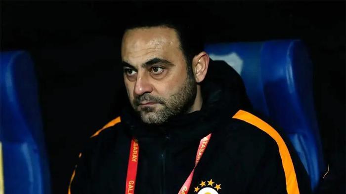 'HİKÂYE ANLATMAYIN'
Hasan Şaş açıklamasında, “Hikaye anlatmayın. Zor bir maç olacağını bilen kişi o maçı galibiyetle bitirir. Kimseyi kandırmayın. Kusura bakmayın ama kimseyi kandırmayın. Sen bana ne anlatıyorsun bana? Maçtan önce konuşun ki bunları maçı kazanın. Siz futbolu bir gün mü zannediyorsunuz?” dedi.