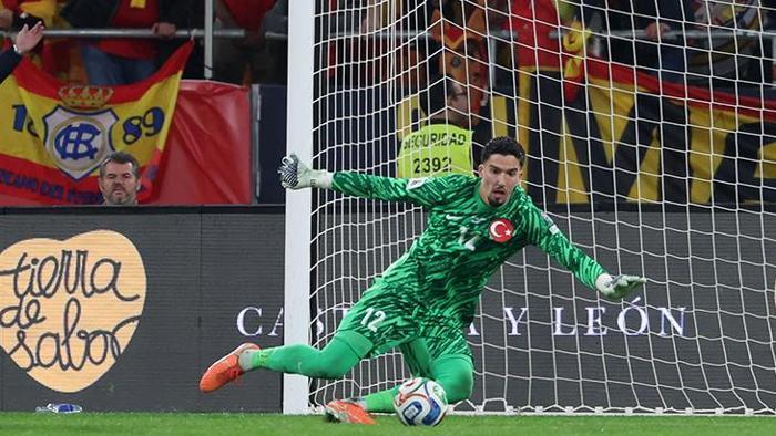 ÖZEL | Ve Altay Bayındır, Süper Lig devi ile anlaştı İmzayı atıyor...