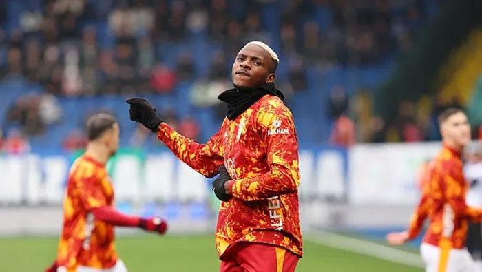 12 SENE SONRA BİR İLK GERÇEKLEŞECEK
Galatasaray, turu atlaması halinde 12 sezon sonra yine bir Juventus zaferiyle UEFA Şampiyonlar Ligi'nde son 16 takım arasına girecek.Sarı-kırmızılı ekip, 