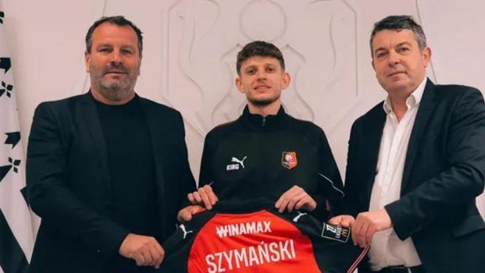 RENNES PERFORMANSI
Szymanski, yeni takımı Rennes'te toplam 6 maç çıktı. Yıldız isim bu müsabakalarda 2 asist yaptı.