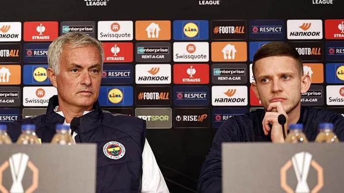 'DAHA ERKEN AYRILIRDIM'
Jose Mourinho hakkında konuşan Szymanski, 