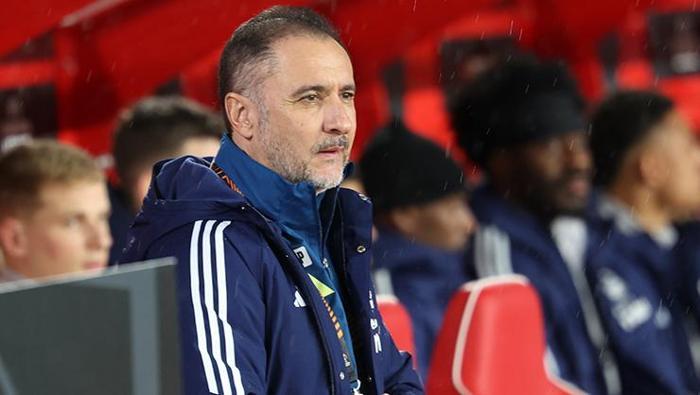 Fenerbahçe'nin galibiyetle Avrupa Ligi'ne veda ettiği geceyi İngiliz basını da manşetlerine taşıdı. BBC Spor'dan Nick Mashiter,