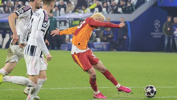 Barış Alper Yılmaz'ın Galatasaray ile mevcut sözleşmesi 2028 yılında sona erecek.