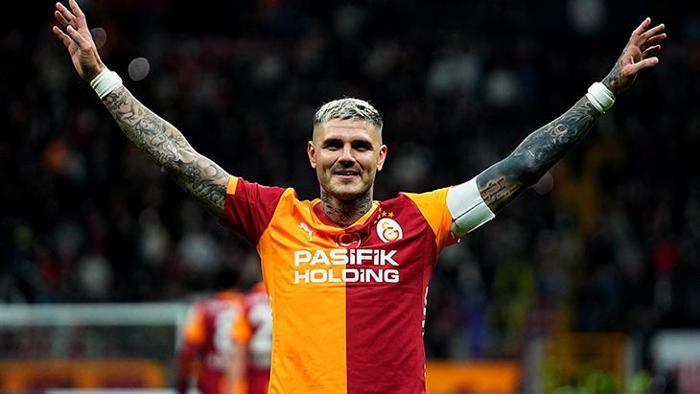 Galatasaray'daki sözleşmesi sezon sonu sona erecek olacak Mauro Icardi hakkında sıcak bir gelişme yaşandı. İtalyan basını, golcü futbolcu için sarı-kırmızılı ekibin önümüzdeki hafta bir görüşme yapacağını yazdı.