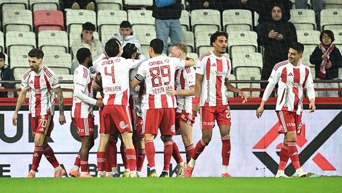 'SEN BU FIRSATLARI NASIL DEĞERLENDİREMEZSİN?'
