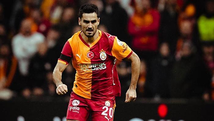 'KARİYERİMİN EN BÜYÜK HATASI'
Bir arkadaşta en çok hangi özelliklere değer verirsiniz?Dürüstlük, sadakat ve profesyonel futbolcu statüme bakılmaksızın eleştirel şeyleri yüzüme söyleyebilme yeteneği.En büyük hataları neydi?Profesyonel kariyerimin ilk yıllarında çok sık sakatlandım ve son derece şanssız olarak kabul edildim. Bugün itiraf etmeliyim ki: her şey tamamen şanssızlık değildi. Maç hazırlığı, beslenme ve uyku düzenini optimize ederek birçok şeyi etkileyebilirsiniz. Ama belki de yirmili yaşlarımın başlarındaydım ve bunun için henüz çok gençtim.