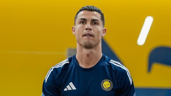 Cristiano Ronaldo Suudi Arabistandan kaçtı mı İranın saldırısı sonrası olay iddia: Radar görüntüleri ortaya çıktı