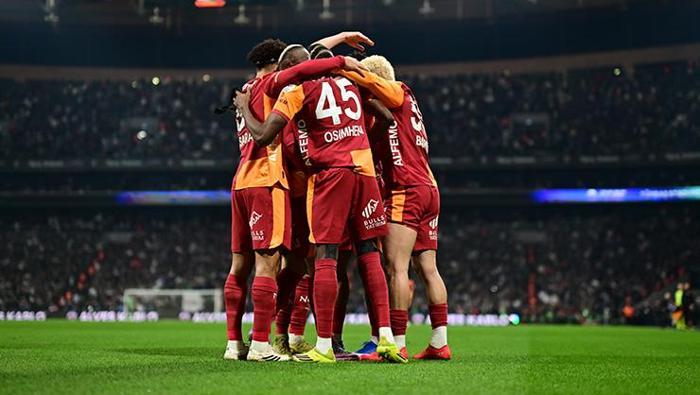Hasan Şaş Beşiktaş-Galatasaray derbisi sonrası bombaladı Yapı var, kapı var, sapı var dendi...