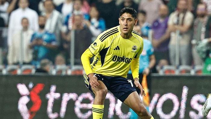 Fenerbahçenin yıldızı ülkesinde şaşkınlık yarattı Fenerbahçede yaşadıkları inanılmaz