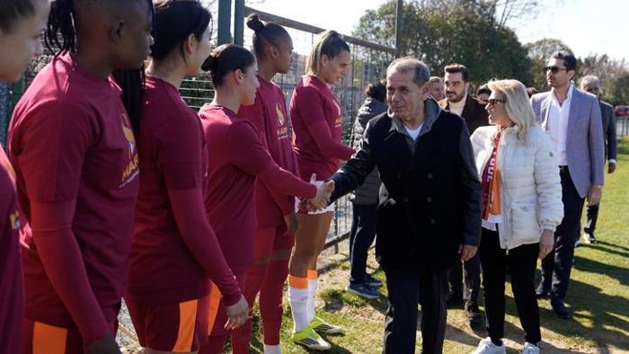 'AİLE ORTAMI VAR'
Kavukcu, sarı-kırmızılı futbol takımında bir aile ortamı olduğunu belirtti. Başkan Dursun Özbek'in her futbolcuyla yakından ilgilendiğini kaydeden Kavukcu, 