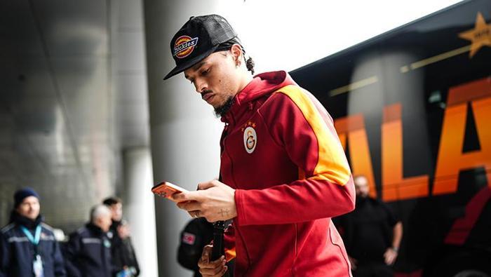 MİLLİ TAKIM SİNYALİ
Bu yaşananlar sonrası Almanya Milli Takımı Teknik Direktörü Julian Nagelsmann, Leroy Sane'nin milli takım kadrosunda olabileceğinin sinyallerini verdi.